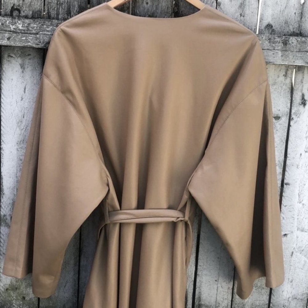Nanushka Iben Vegan Leather Kimono Dress Pale Caramel L - Picture 10 of 11
